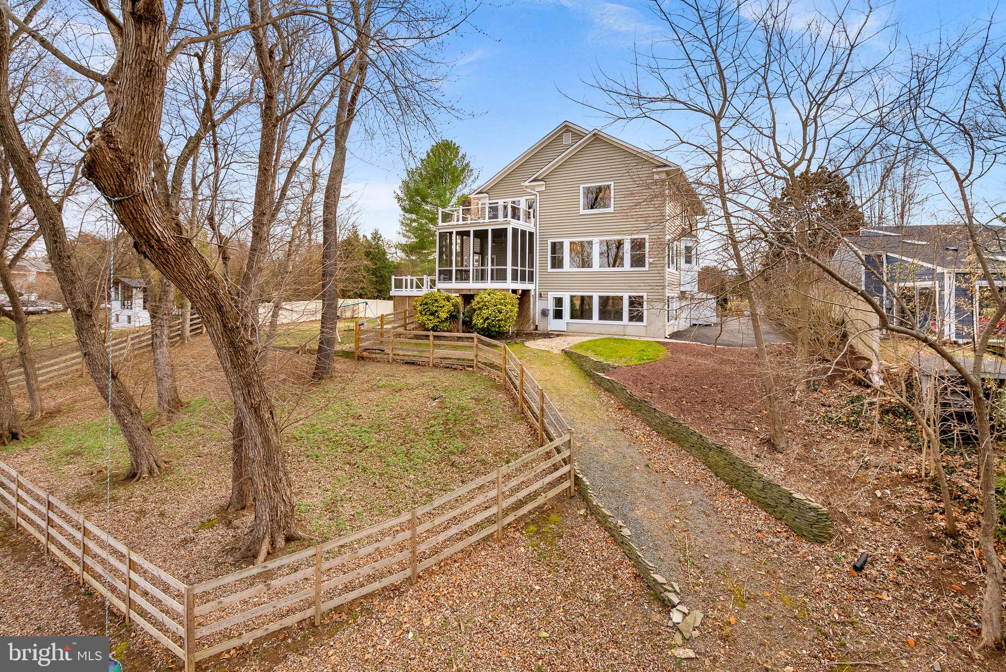 BROAD RUN FARMS - Residential