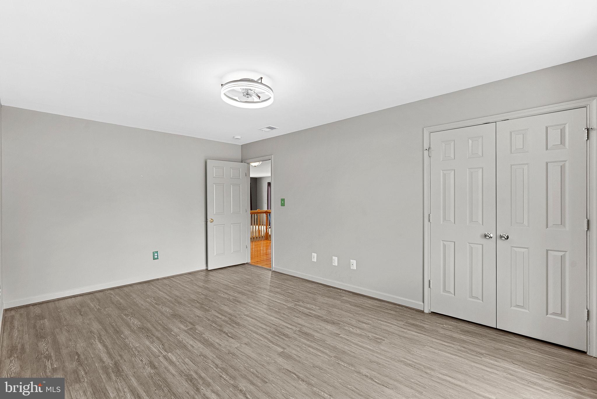 BROAD RUN FARMS - Residential