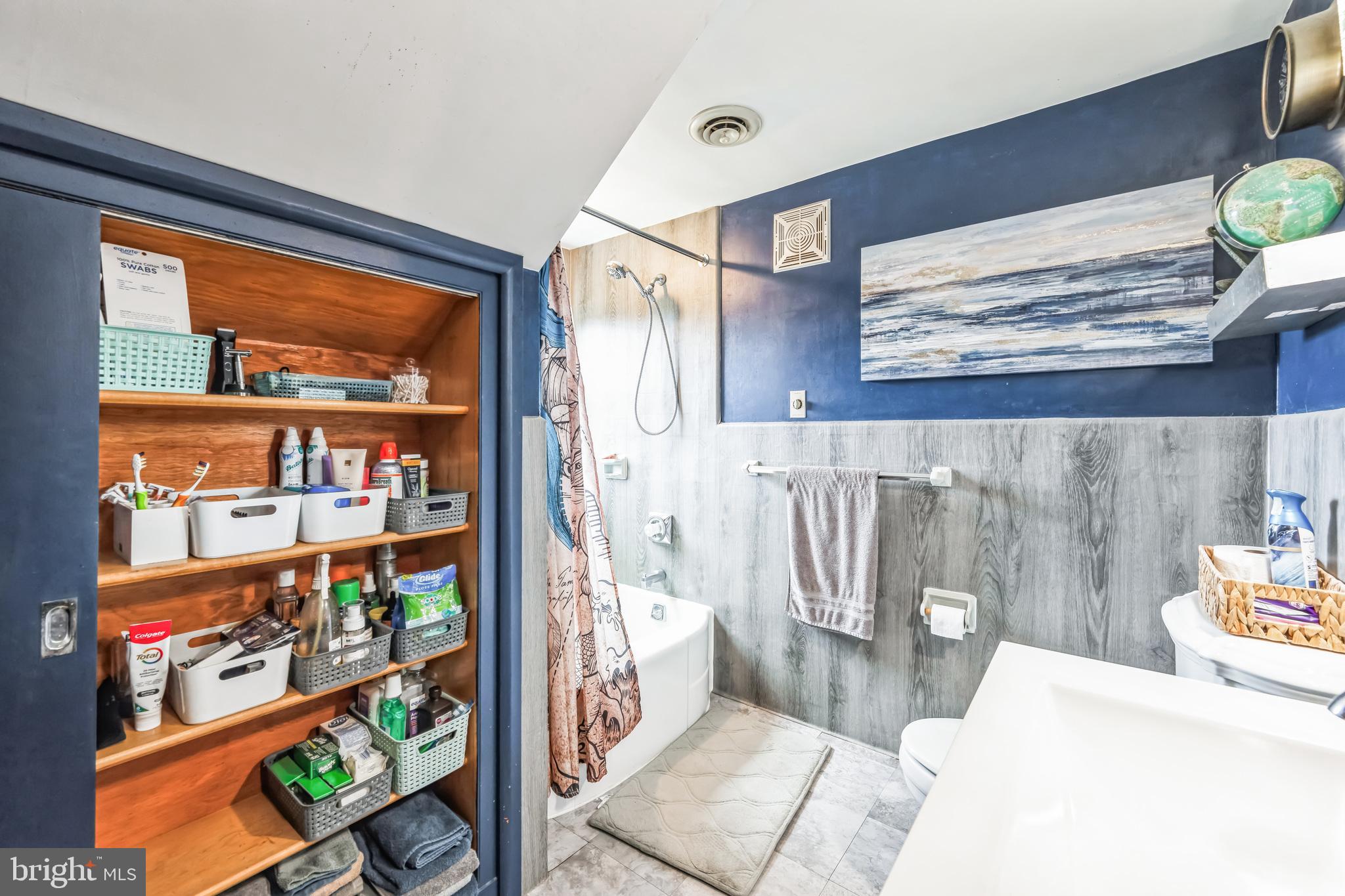 ROLLING ACRES - Residential