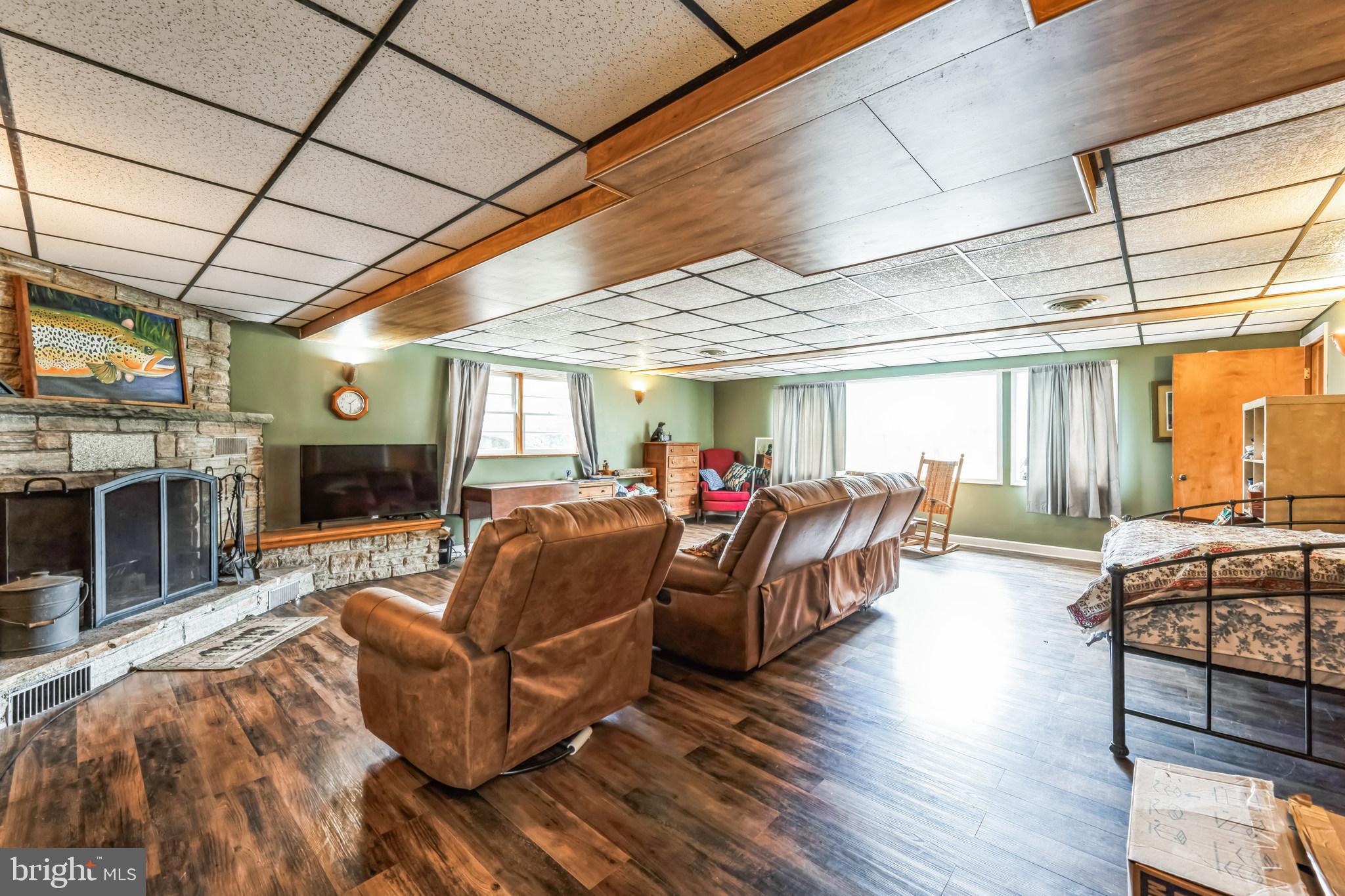 ROLLING ACRES - Residential