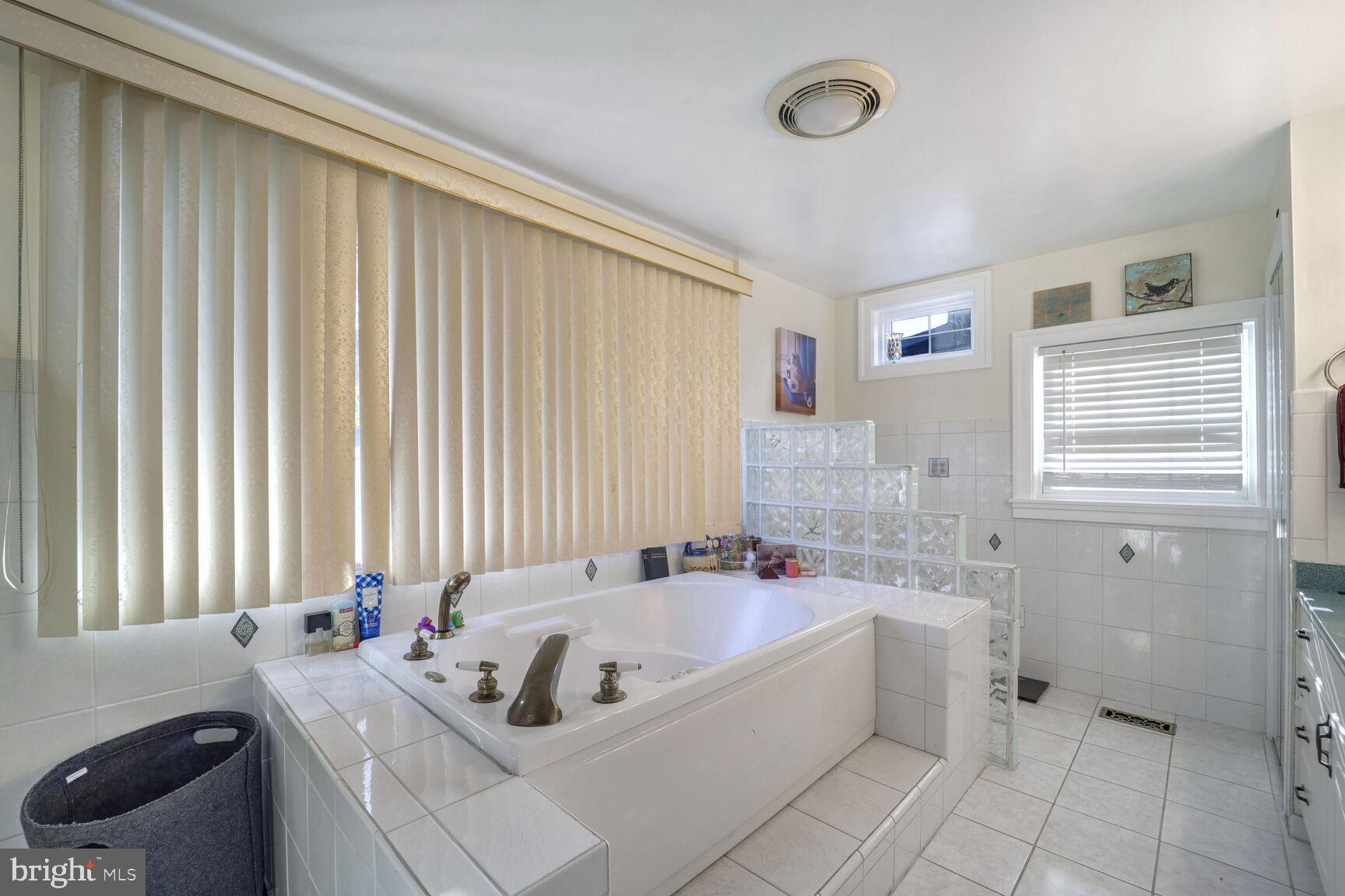 CAPE ST CLAIRE - Residential