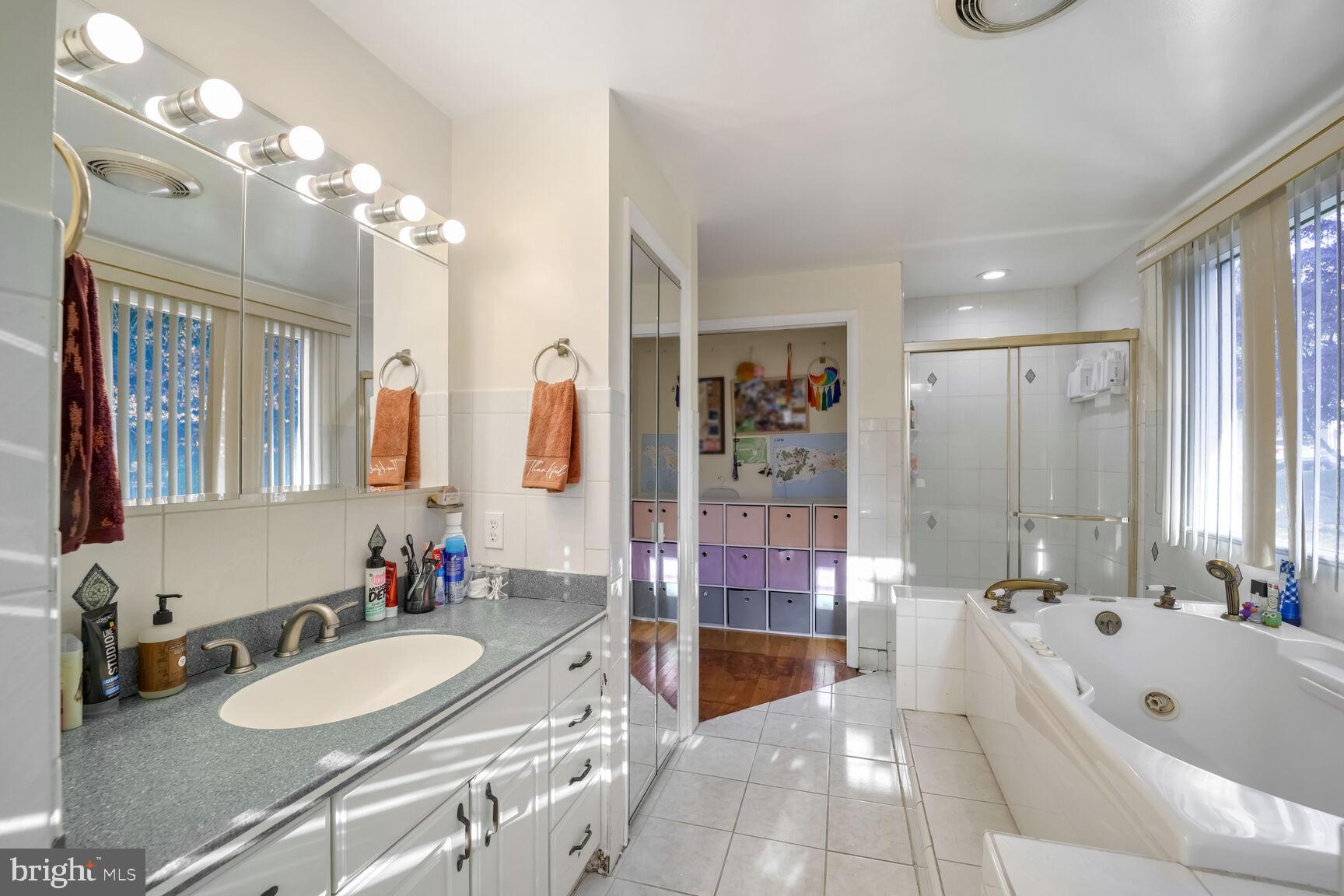 CAPE ST CLAIRE - Residential