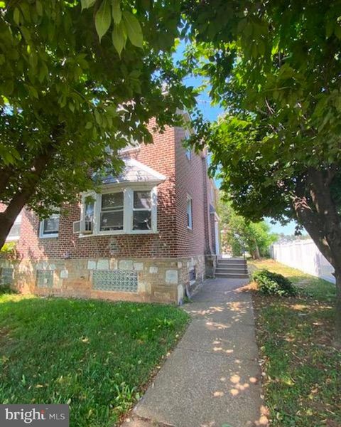 Multifamily For Sale - 1003 Fanshawe Street<br/> PHILADELPHIA, PA 19111