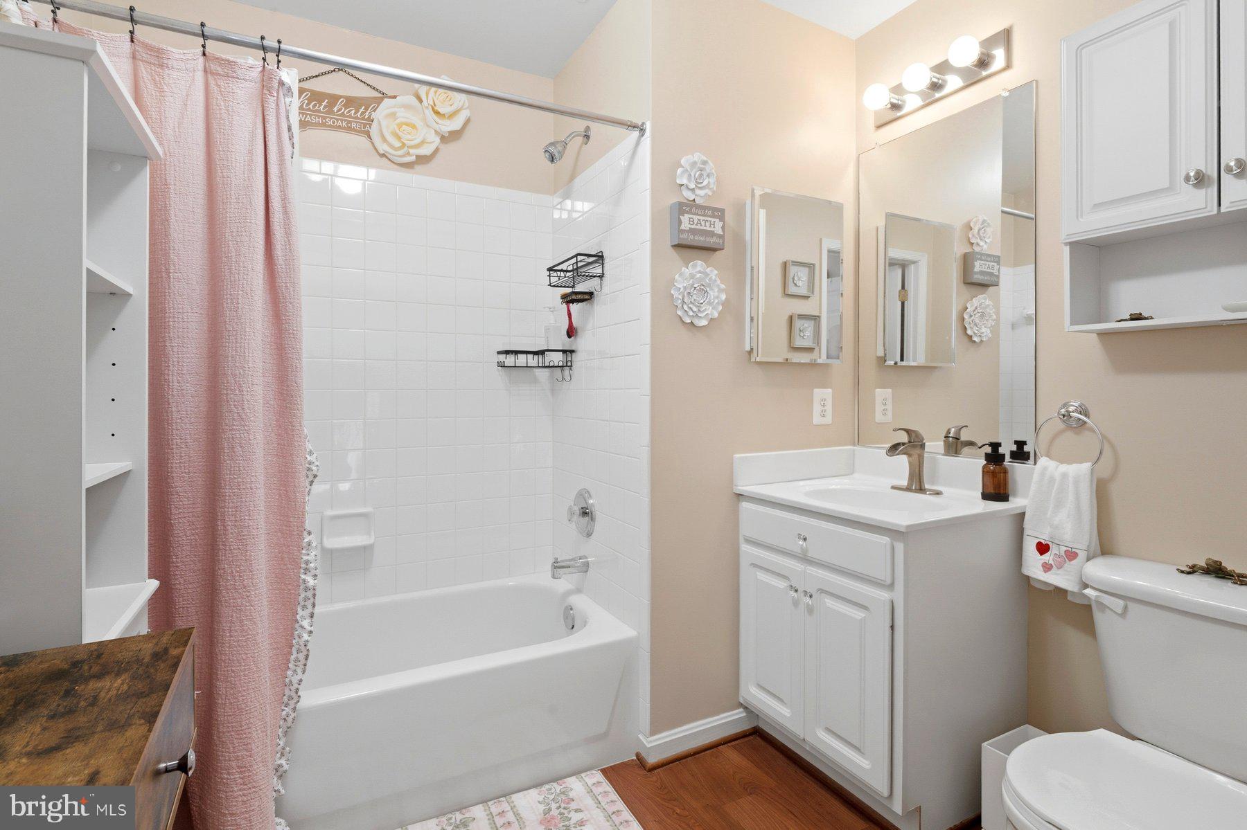 WINIFRED MANOR - Residential