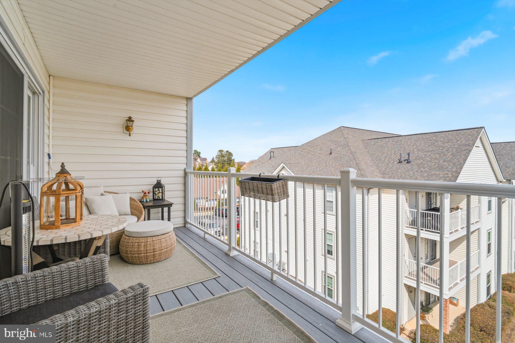 WINIFRED MANOR - Residential