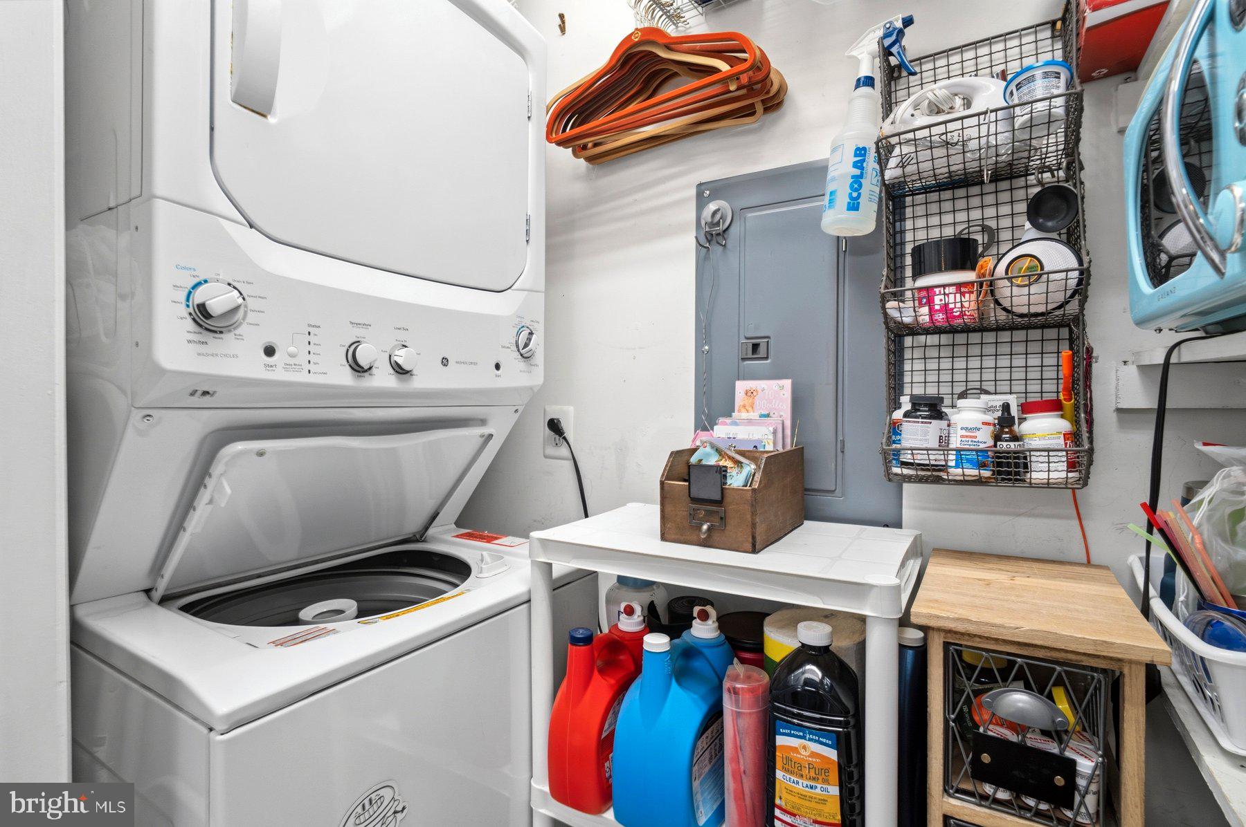 WINIFRED MANOR - Residential