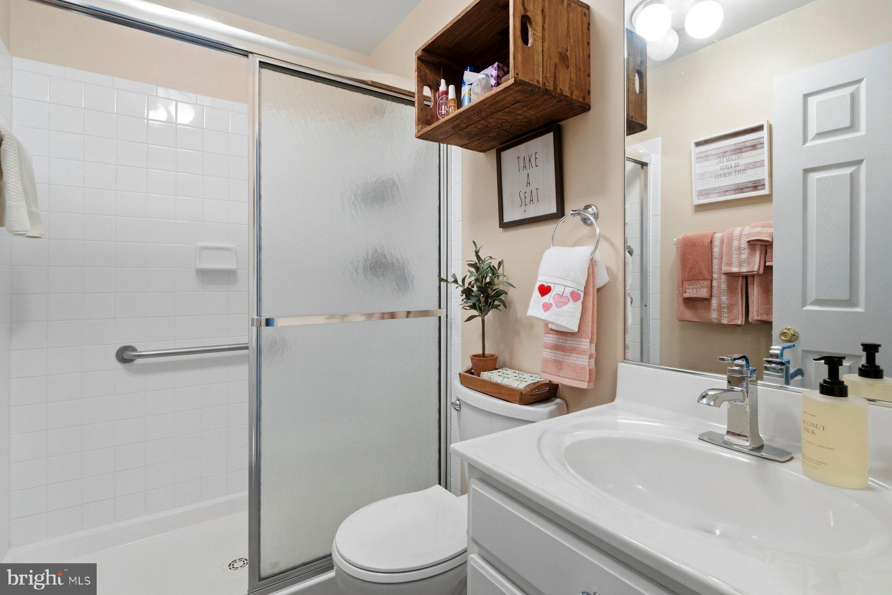 WINIFRED MANOR - Residential