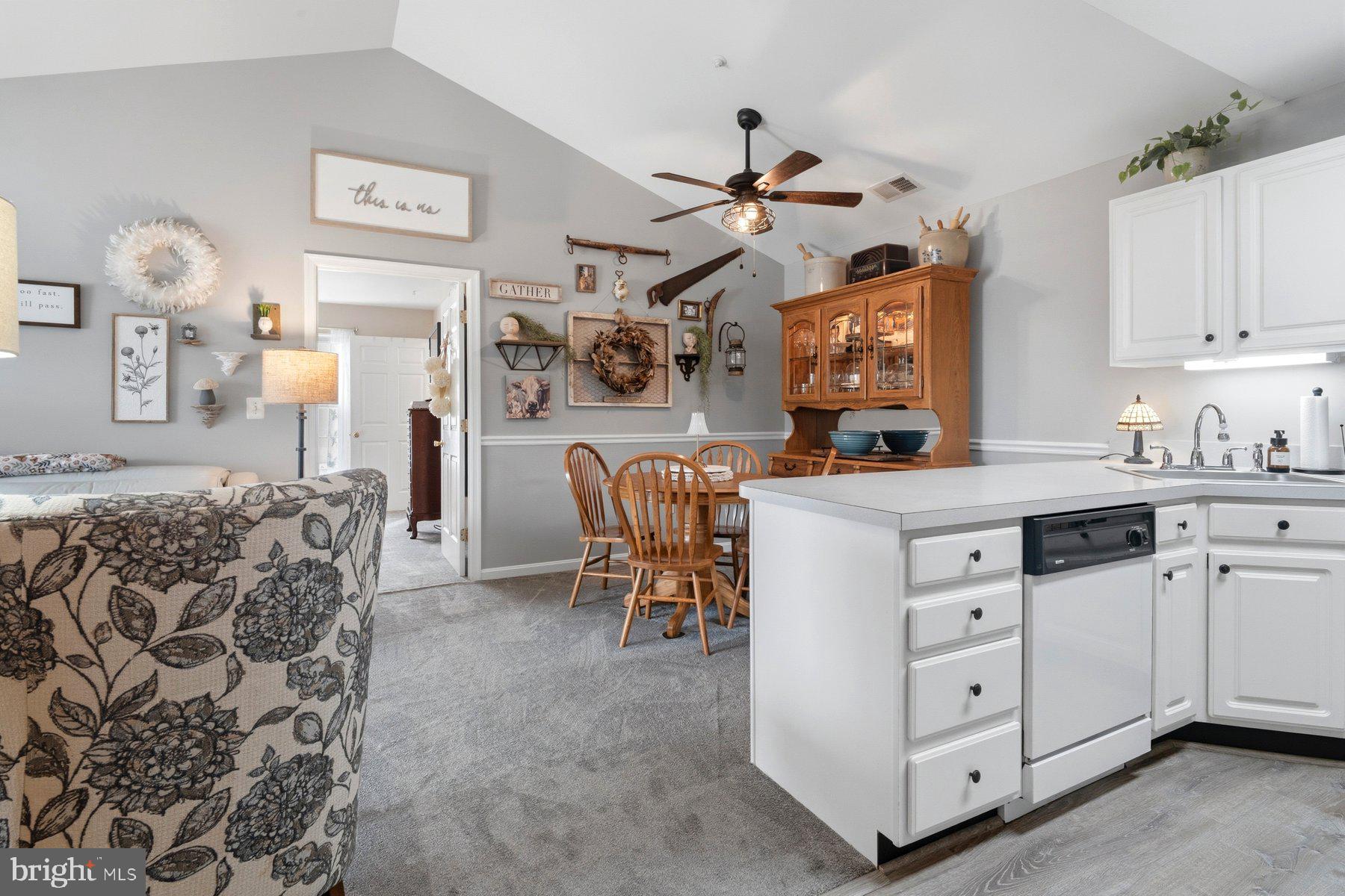 WINIFRED MANOR - Residential