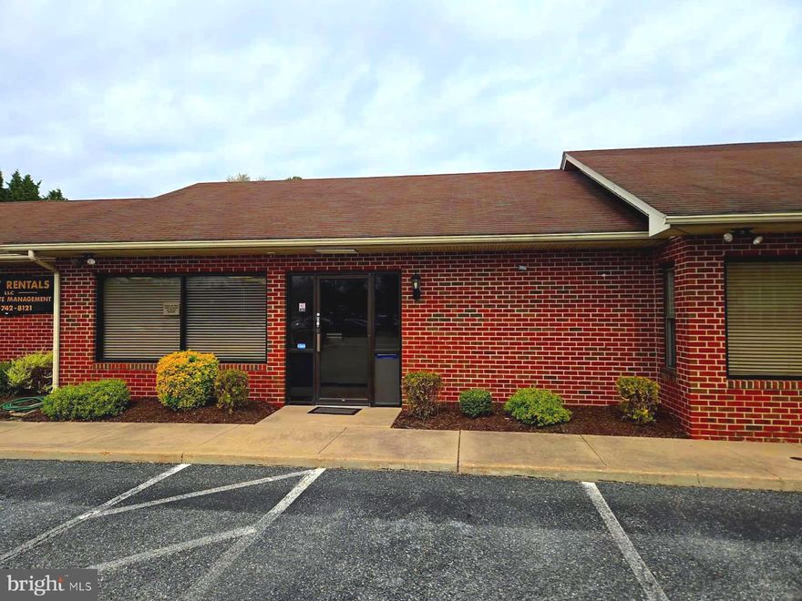 This prime office space for lease in Salisbury, MD, offers 827sq. ft. of versatile and modern workspace, perfect for a variety of professional needs. This unit is well located in close proximity to a variety of retail stores, medical and other offices, and a large number of residential units. With convenient parking available and proximity to Salisbury University, this office presents an excellent opportunity for businesses looking to establish themselves in a thriving community. Contact us today to schedule a viewing and take the next step for your business!
