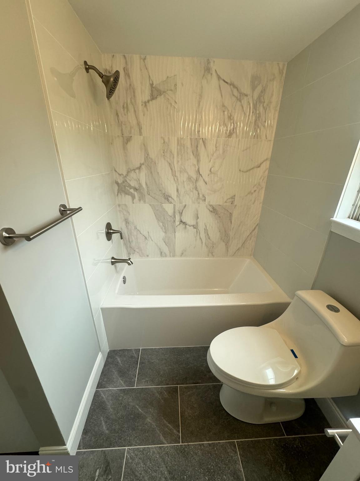 CHESTERBROOK - Residential Lease