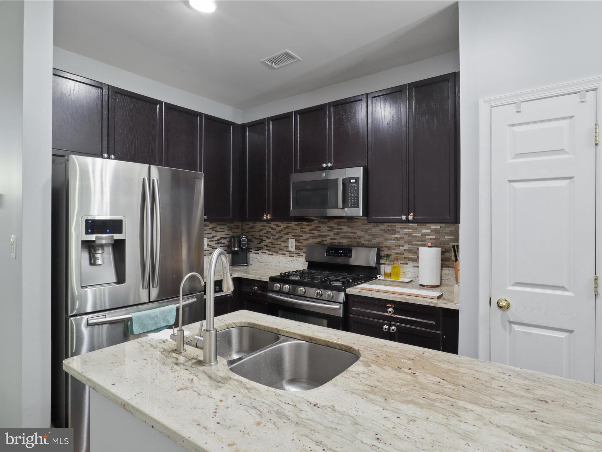 WESTBRIAR PLAZA - Residential Lease