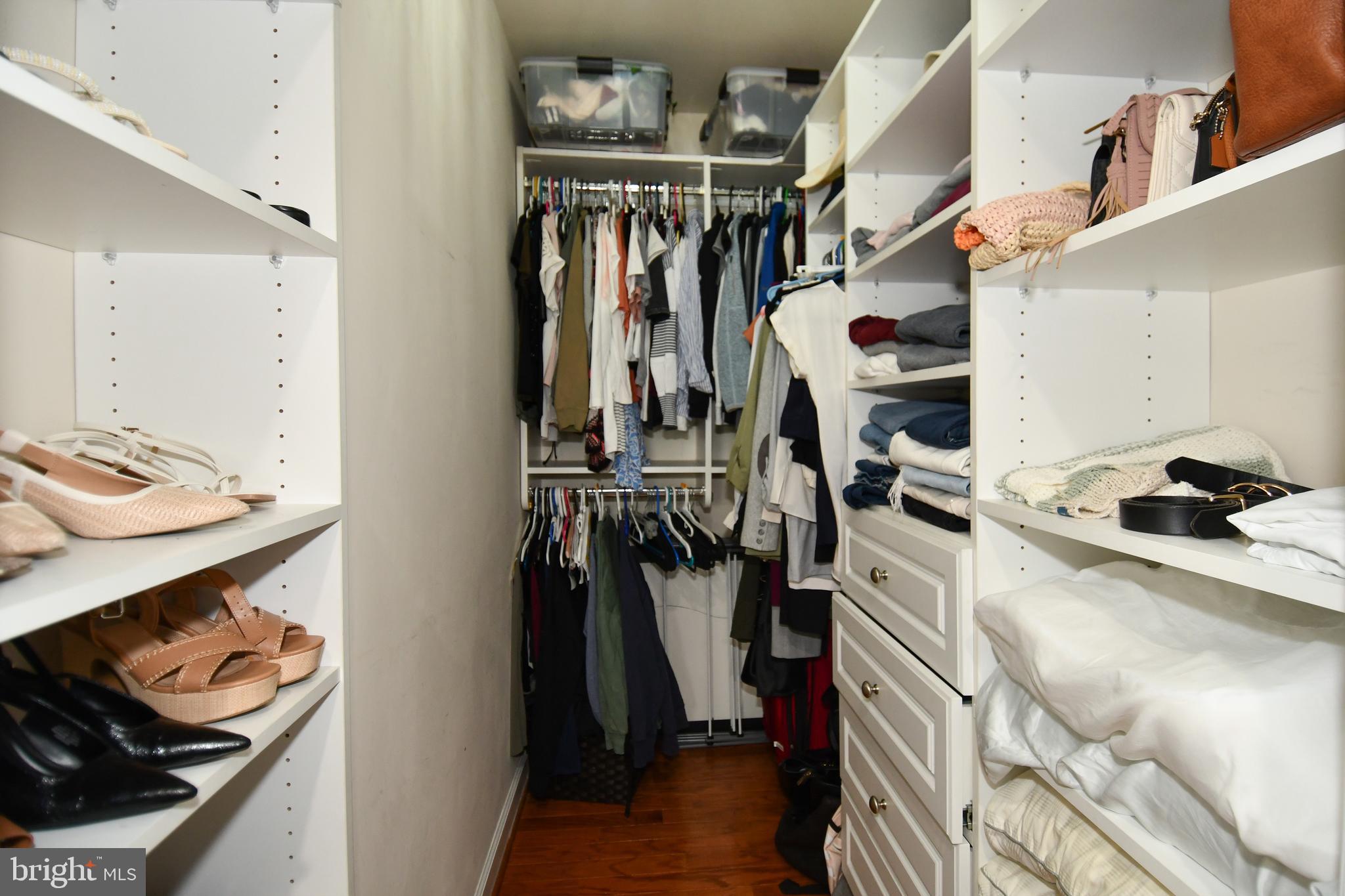 WEST VILLAGE OF SHIRLINGTON - Residential Lease