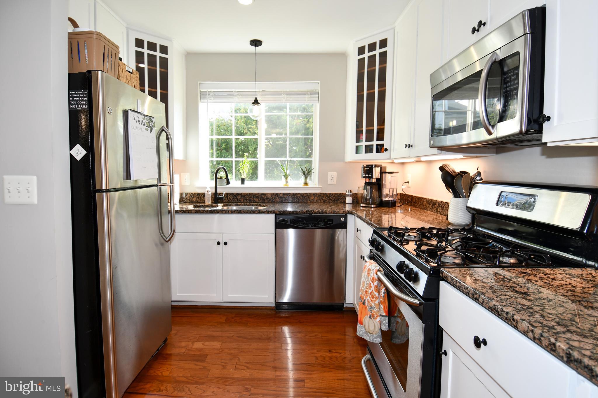 WEST VILLAGE OF SHIRLINGTON - Residential Lease