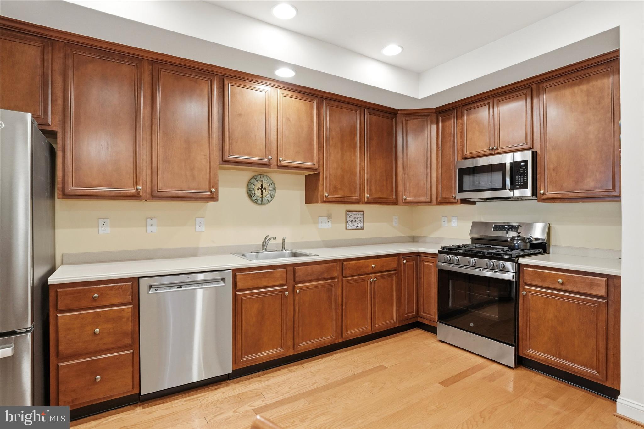 HARRINGTON VILLAGE - Residential