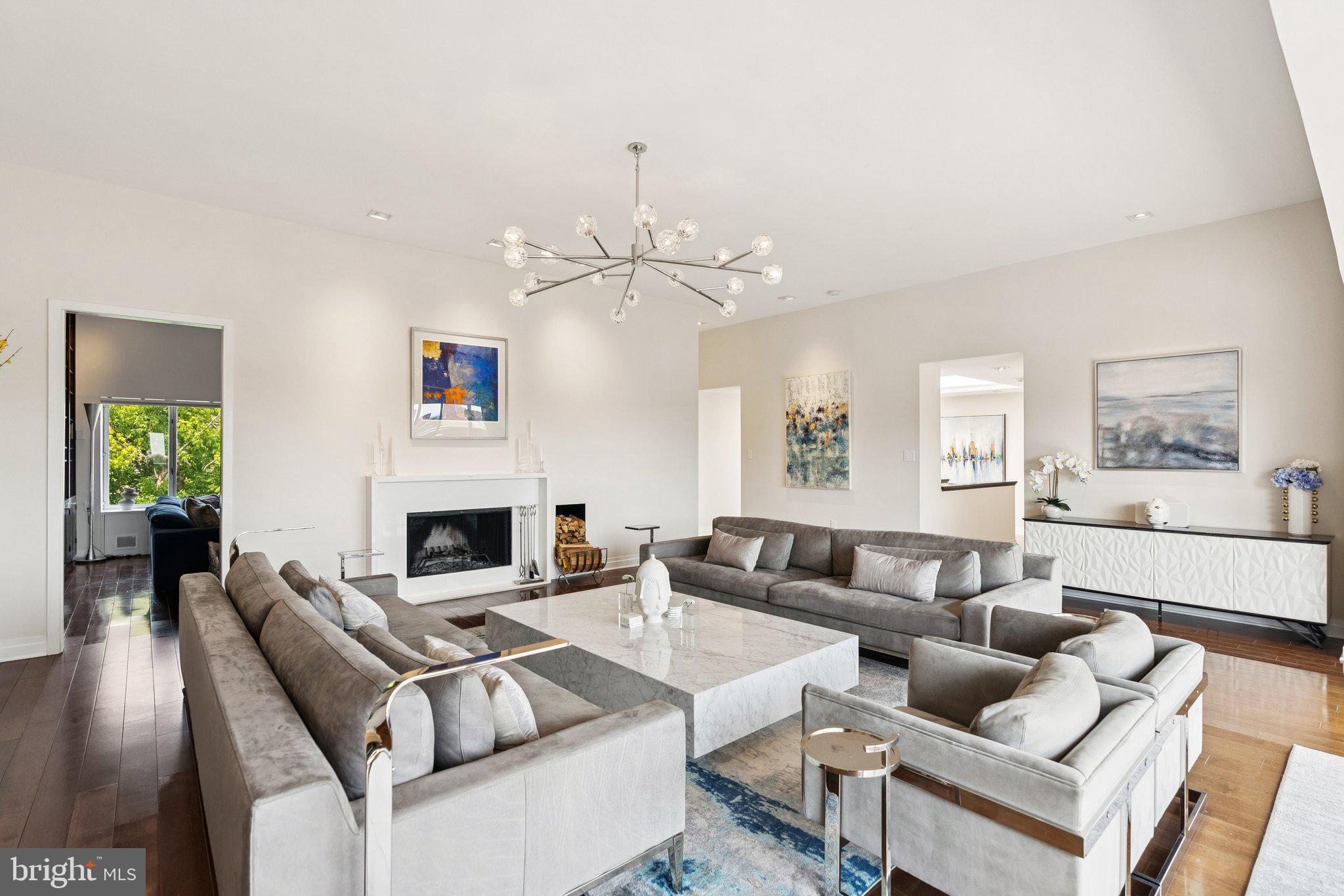 3251 PROSPECT STREET NW 402