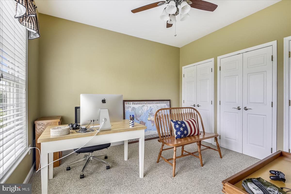 CENTENNIAL OAKS - Residential