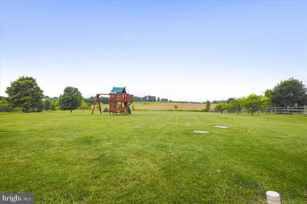 CENTENNIAL OAKS - Residential