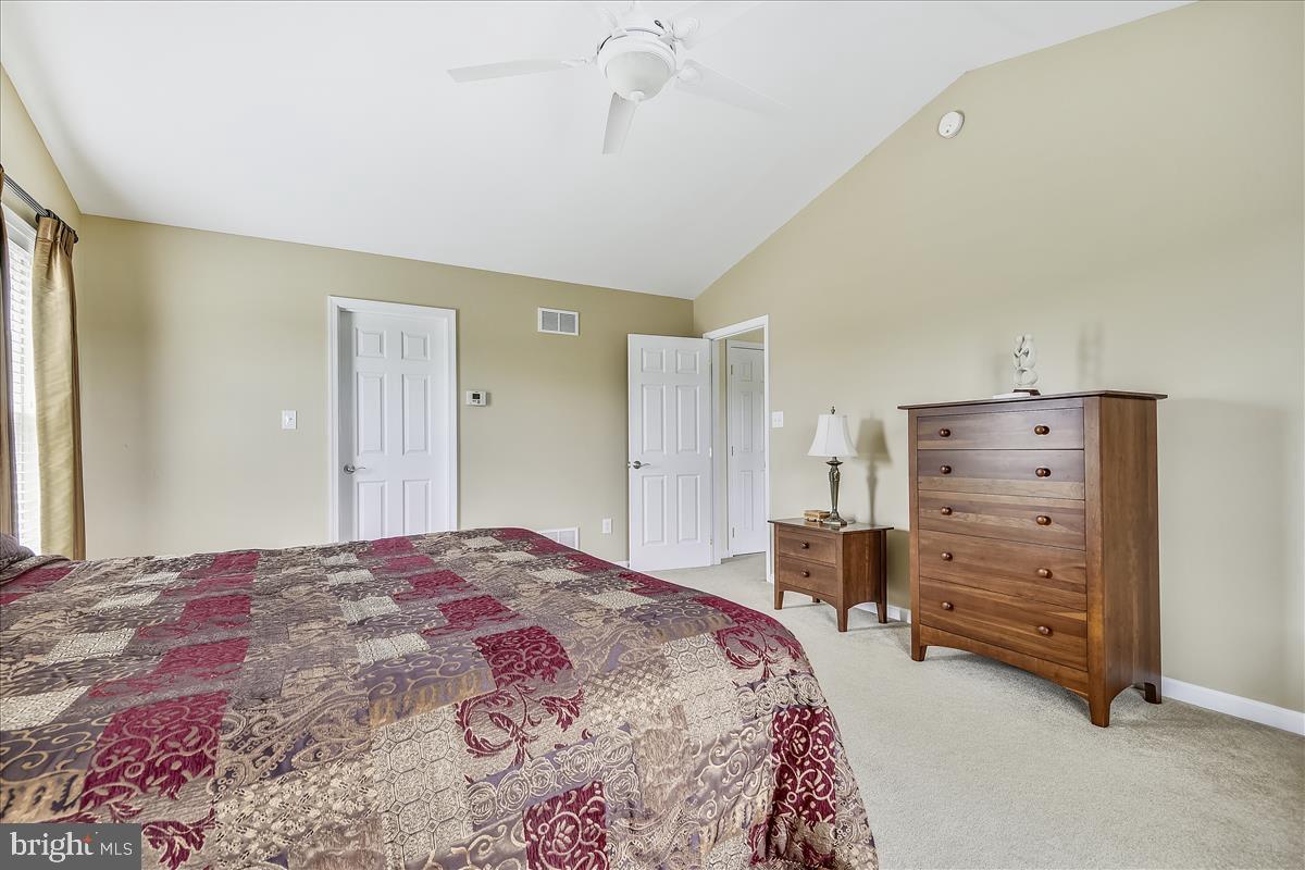 CENTENNIAL OAKS - Residential