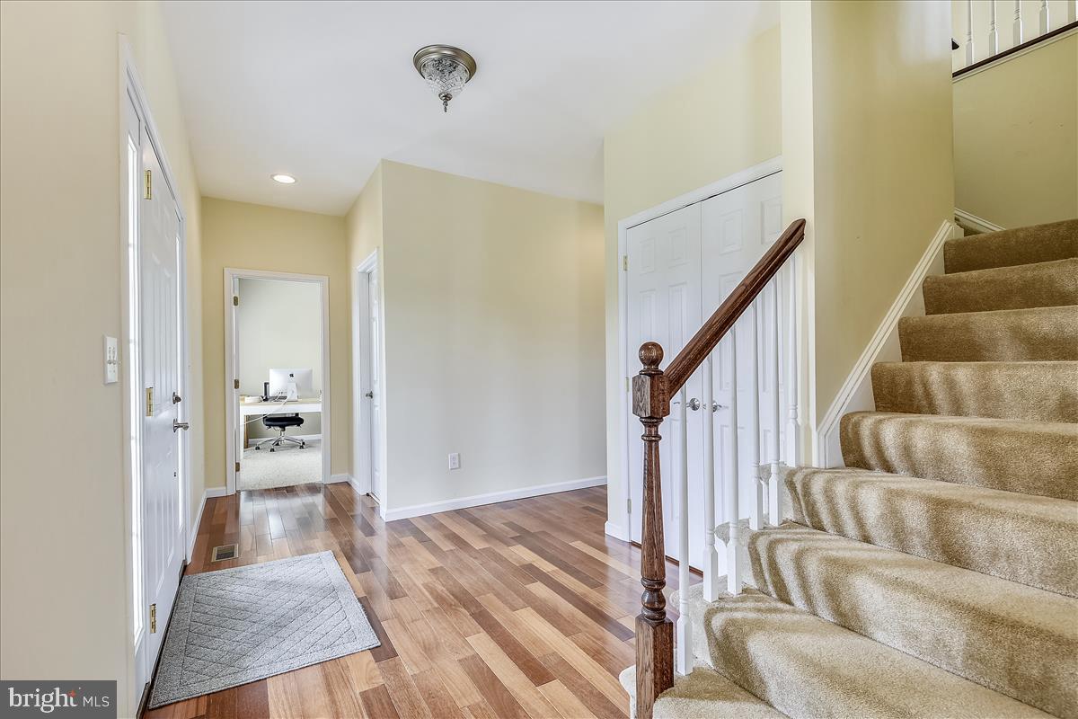 CENTENNIAL OAKS - Residential