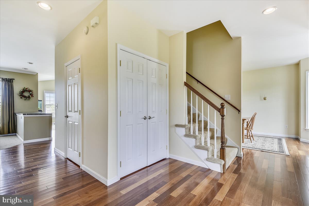 CENTENNIAL OAKS - Residential