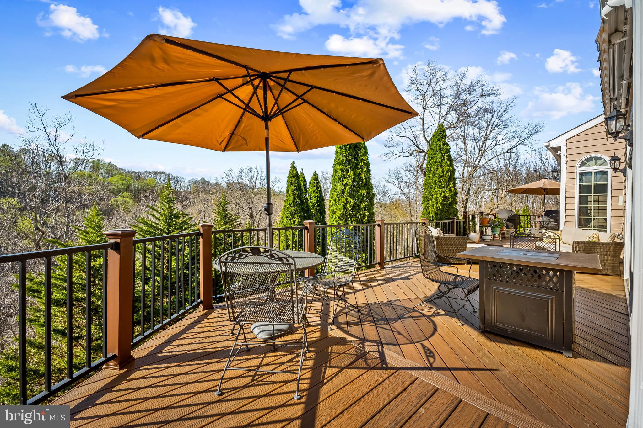 IVY HILL - Residential