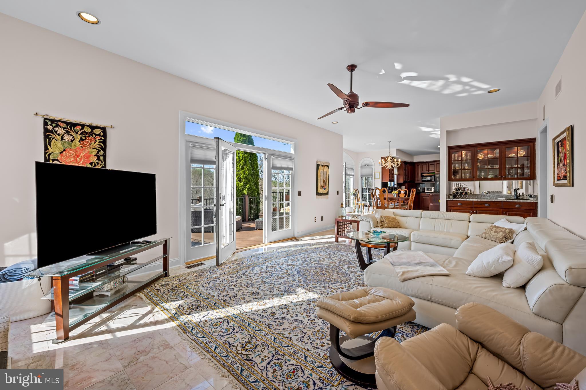 IVY HILL - Residential