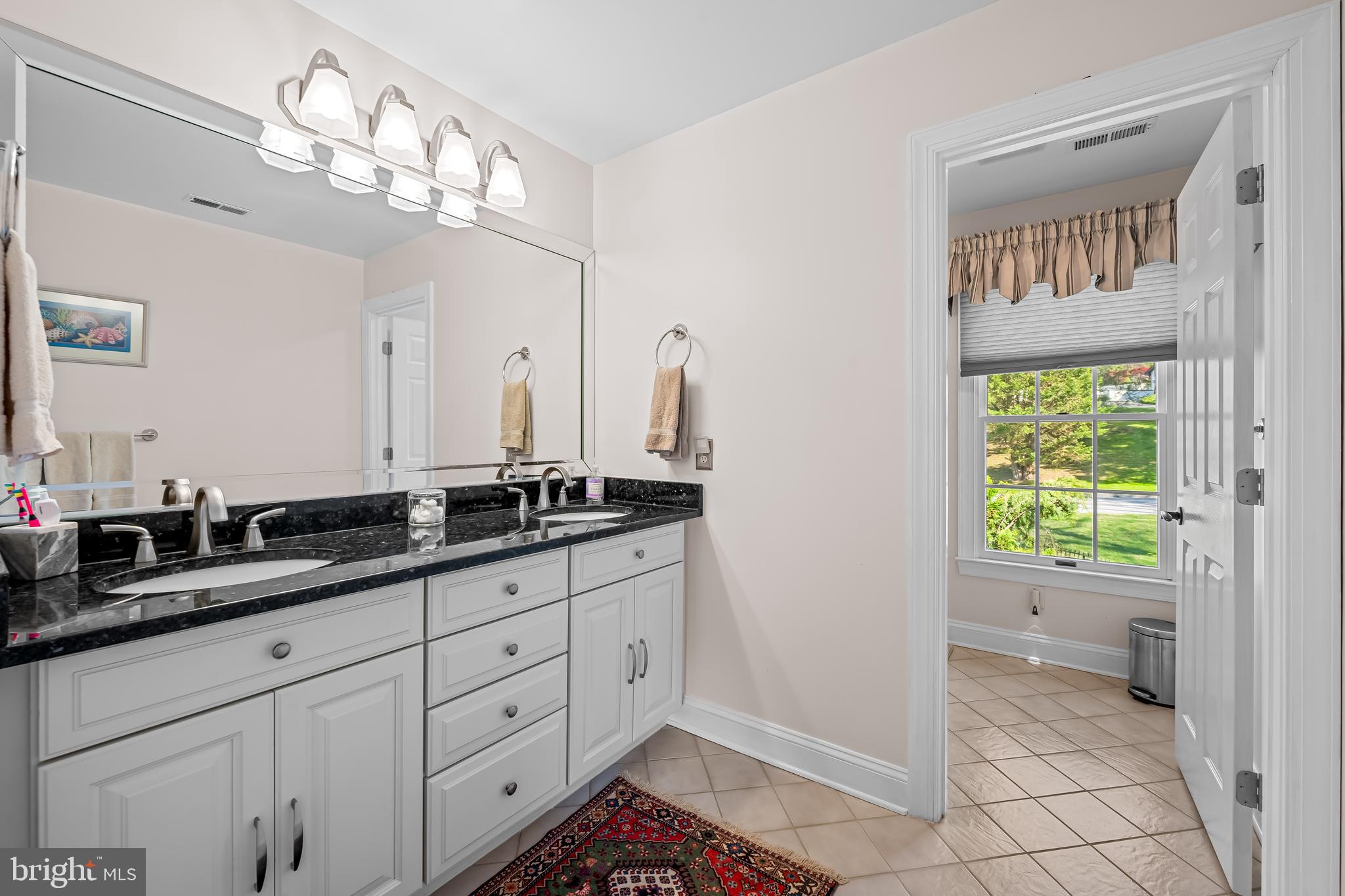 IVY HILL - Residential