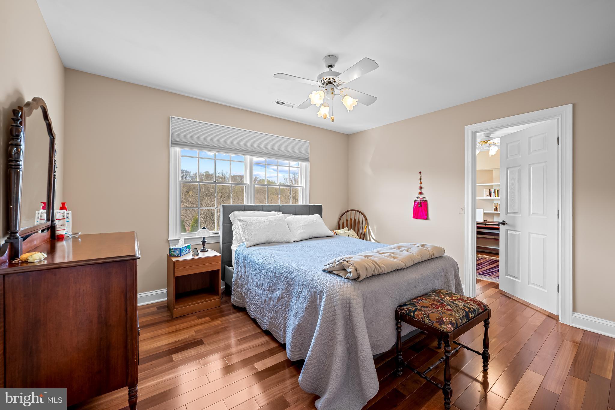 IVY HILL - Residential