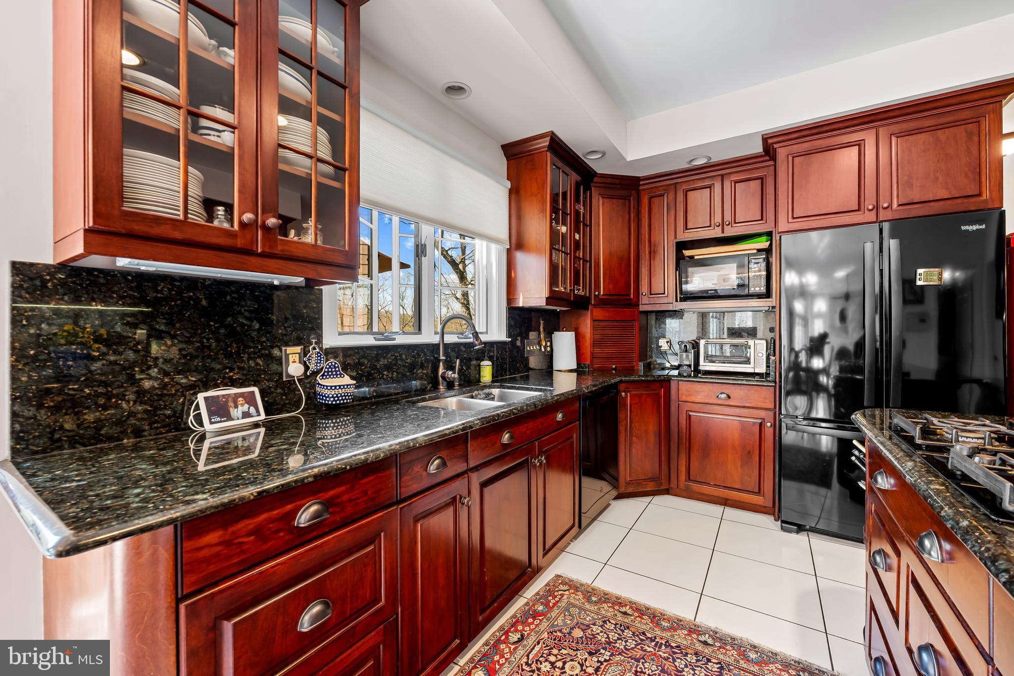 IVY HILL - Residential