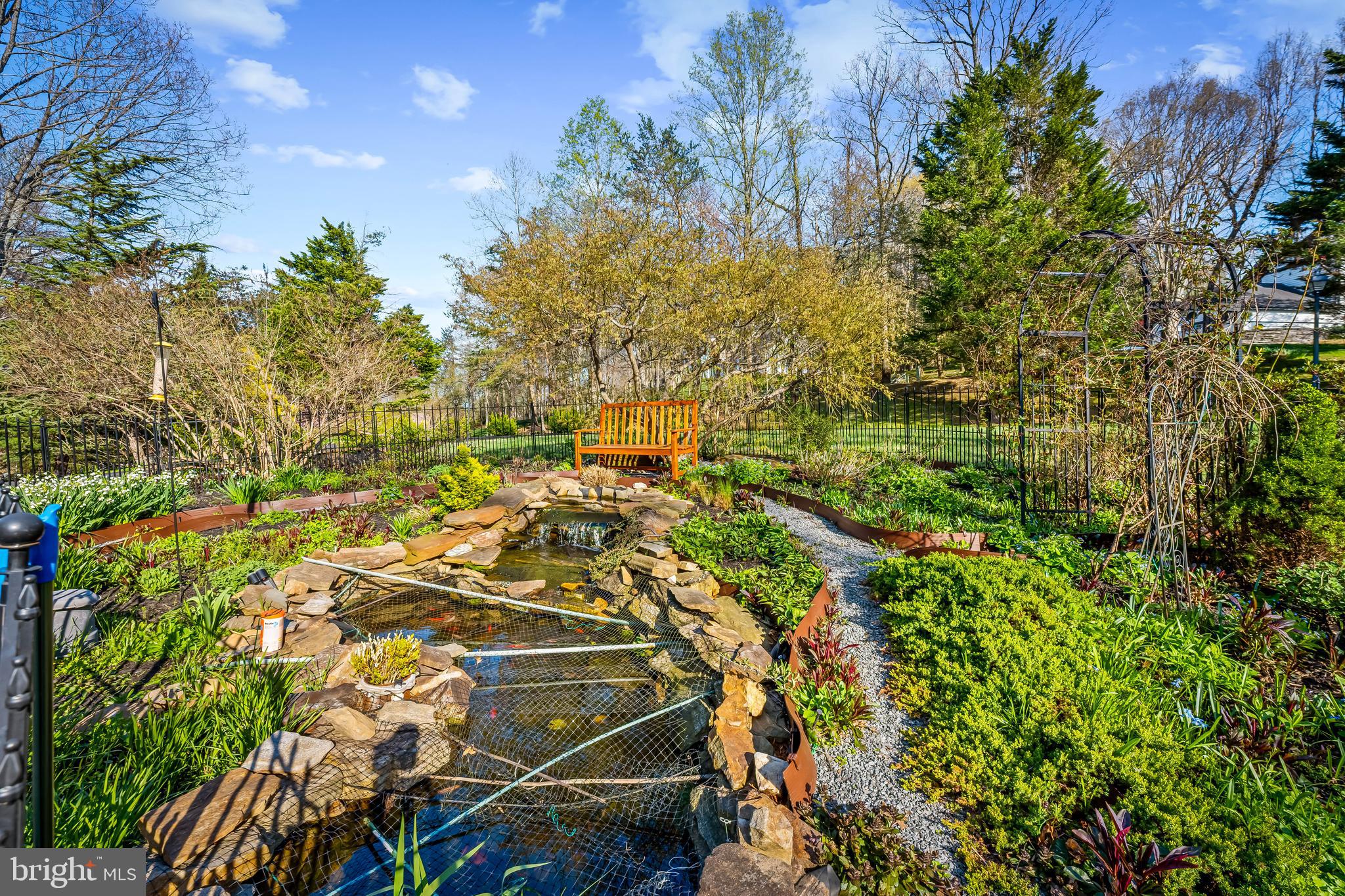 IVY HILL - Residential