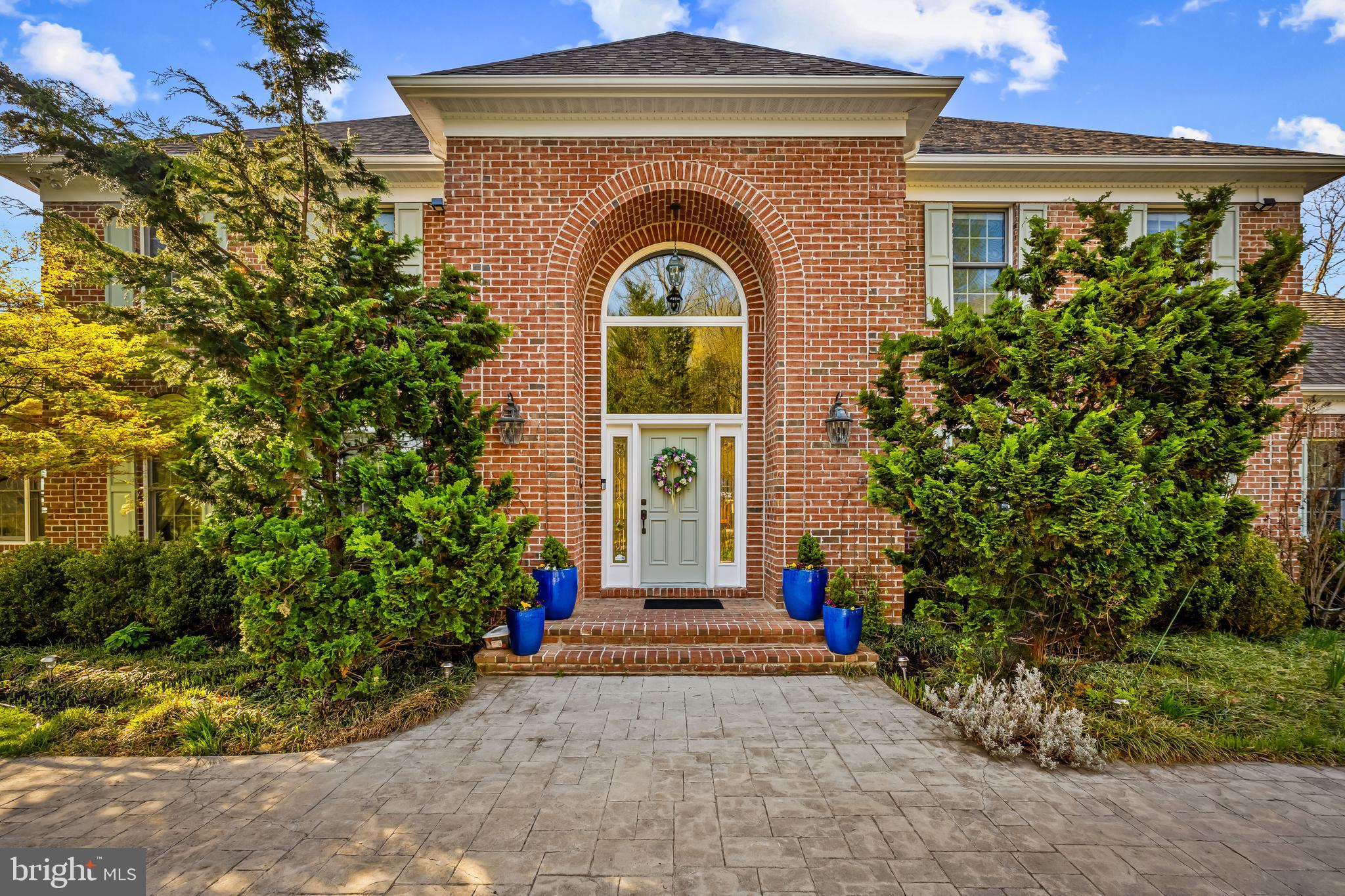 IVY HILL - Residential