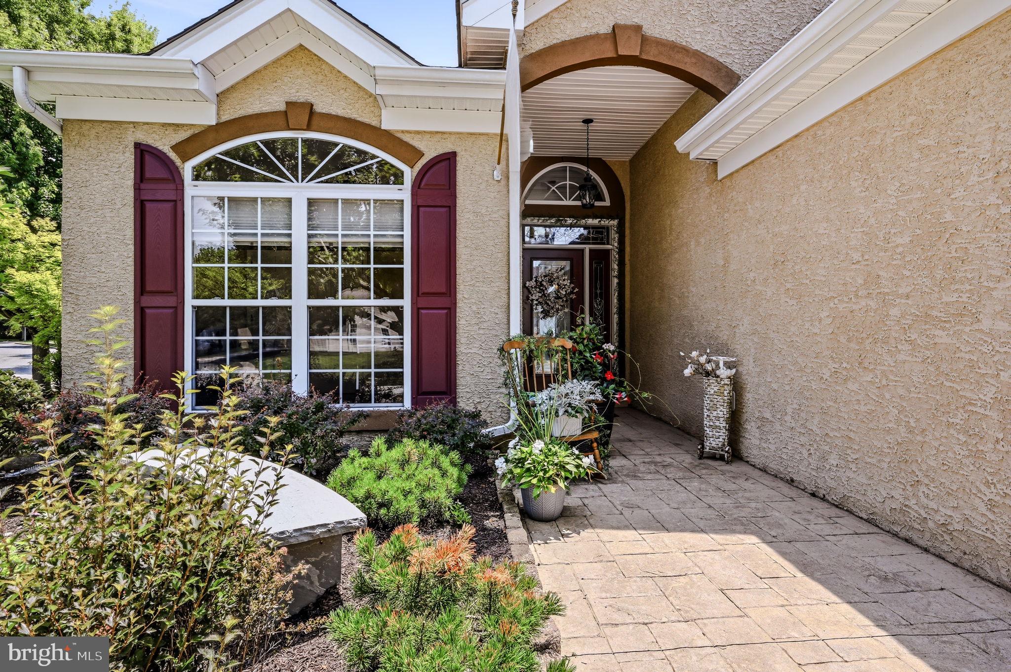 10 IRWIN DRIVE