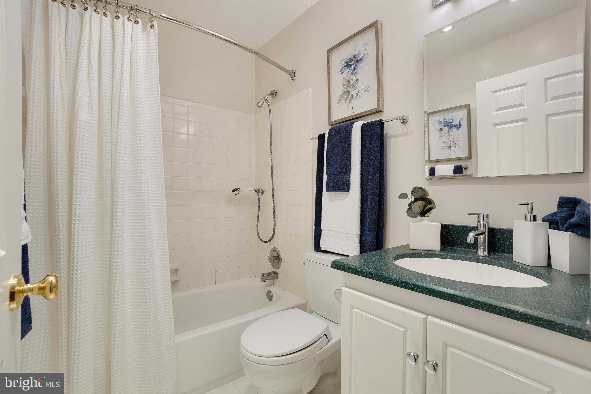 KENWOOD FOREST - Residential