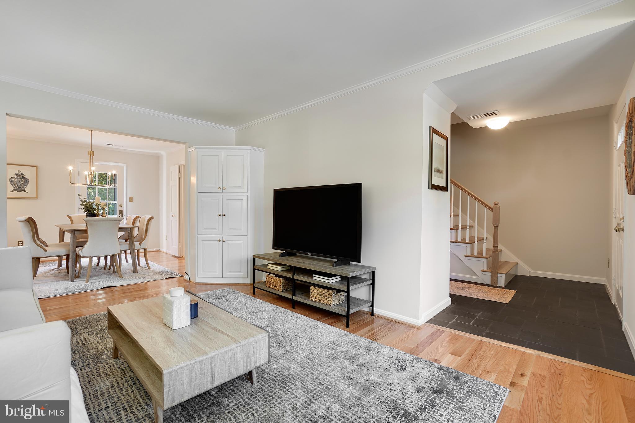 KENWOOD FOREST - Residential