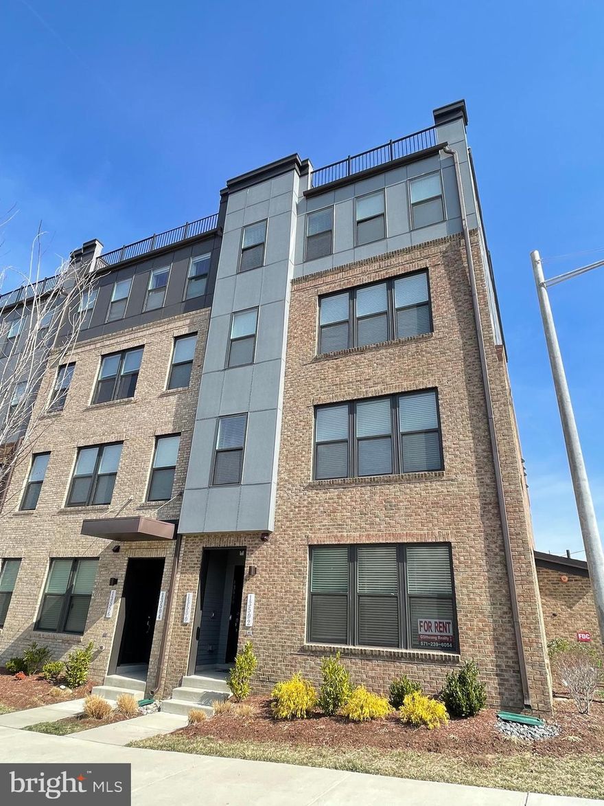 2 bed 2 bath with one car garage, like new 2022 Built New condo at Herndon near Innovation Center Metro Silver line, village Center at Dulles shopping mall, Giant Food, restaurants, easy access to Rt 267. Rt 28, Rt 286. Pets are allowed, Case by case, lots of visitors, parking spaces 

The Dulles corridor is on new, low maintenance, garage-style condominiums. Liberty Park's prime location is close to the area’s best shopping, dining, entertainment, and largest employers. It also features immediate access to the Dulles Access Road, Innovation Center South Metro Station, and Dulles International Airport. This low-maintenance end-unit condo has an abundance of natural light. It includes a 1-car, rear-load garage with storage areas, which makes getting in and out of your vehicle during inclement weather quick and easy, and gives you a place to keep your sports equipment, tools, and other items organized and easy to find when you need them. Just off the entryway is an inviting family room that opens into a breakfast area and open-concept kitchen. It’s easy for friends and family to mingle and enjoy each other’s company in this main-level living space. The upper level is where you’ll find a guest bedroom and large owner’s suite, which has an attached private bathroom and two walk-in closets with plenty of room to store all your belongings. The upper-level family room allows space for everyone to spread out. There’s even room for a stackable laundry in a hallway closet. No more hauling dirty clothes downstairs and then carrying clean clothes back up again. Now that’s convenience