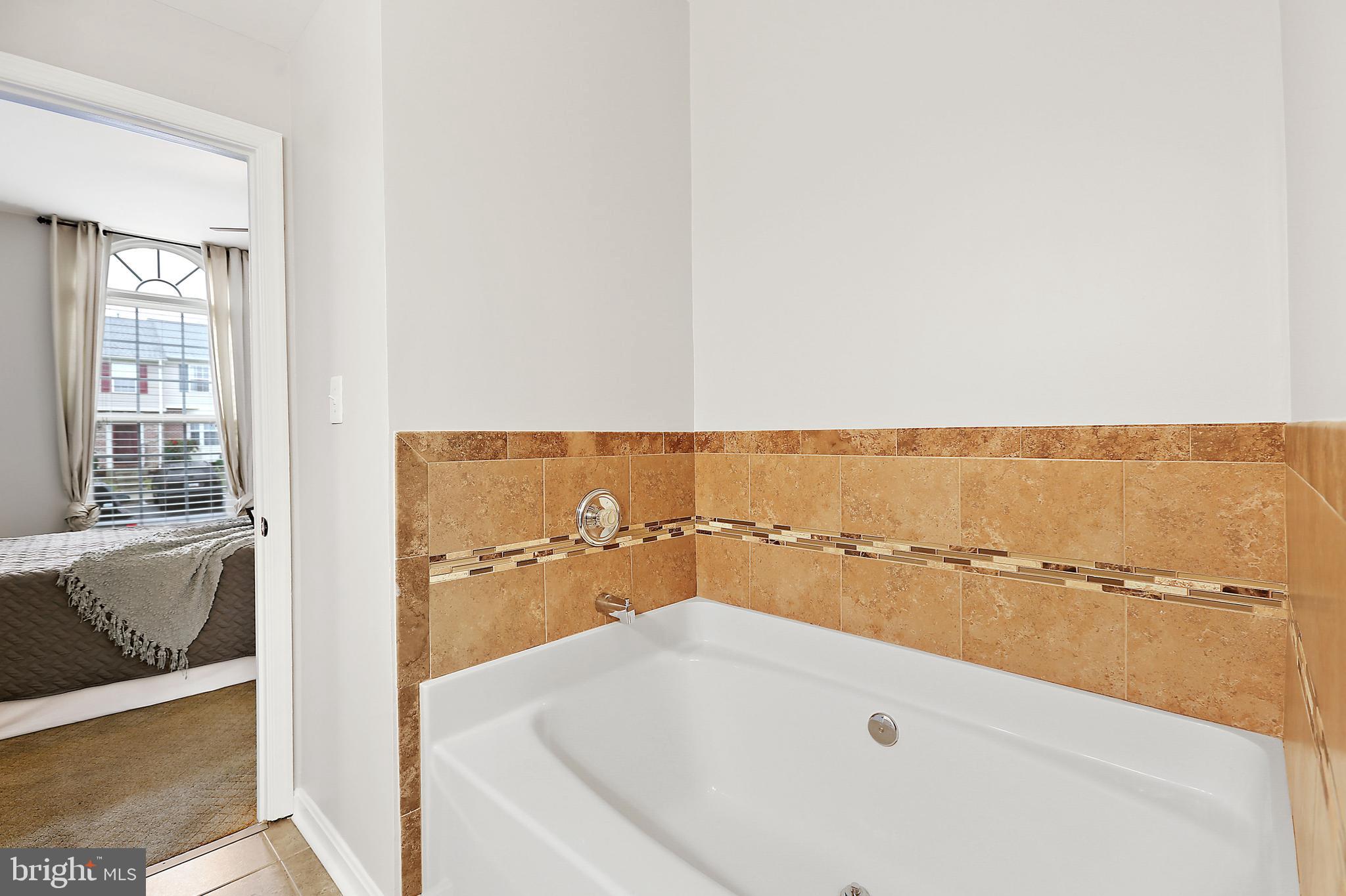 HICKORY OVERLOOK - Residential