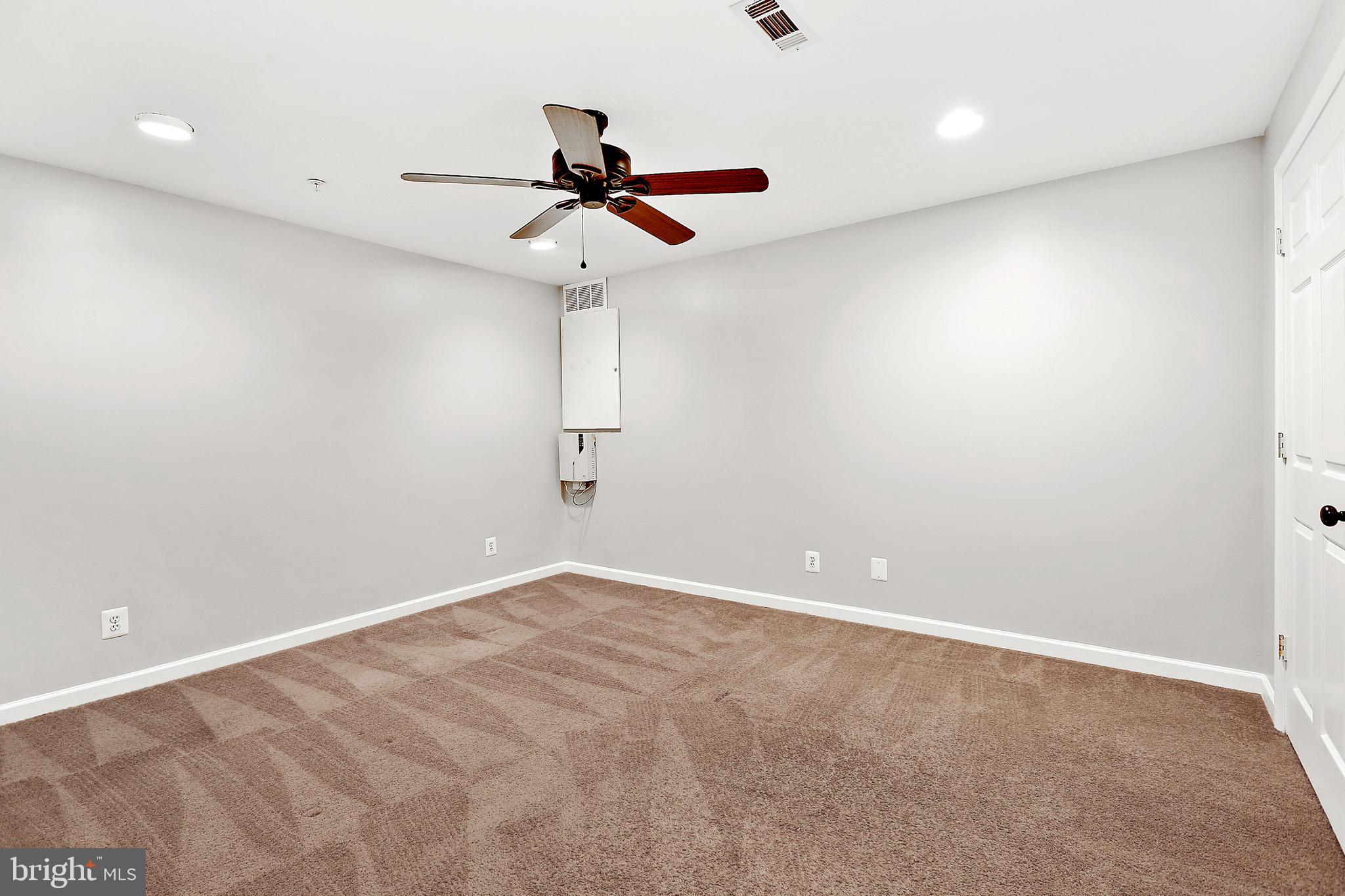 HICKORY OVERLOOK - Residential