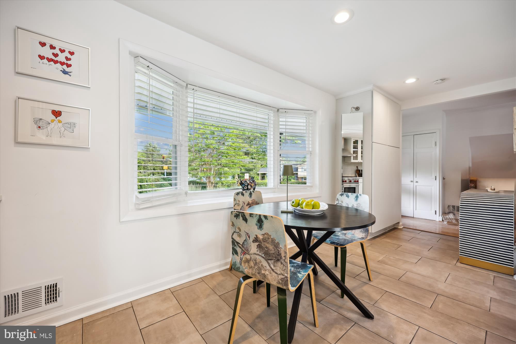 REGENCY ESTATES - Residential