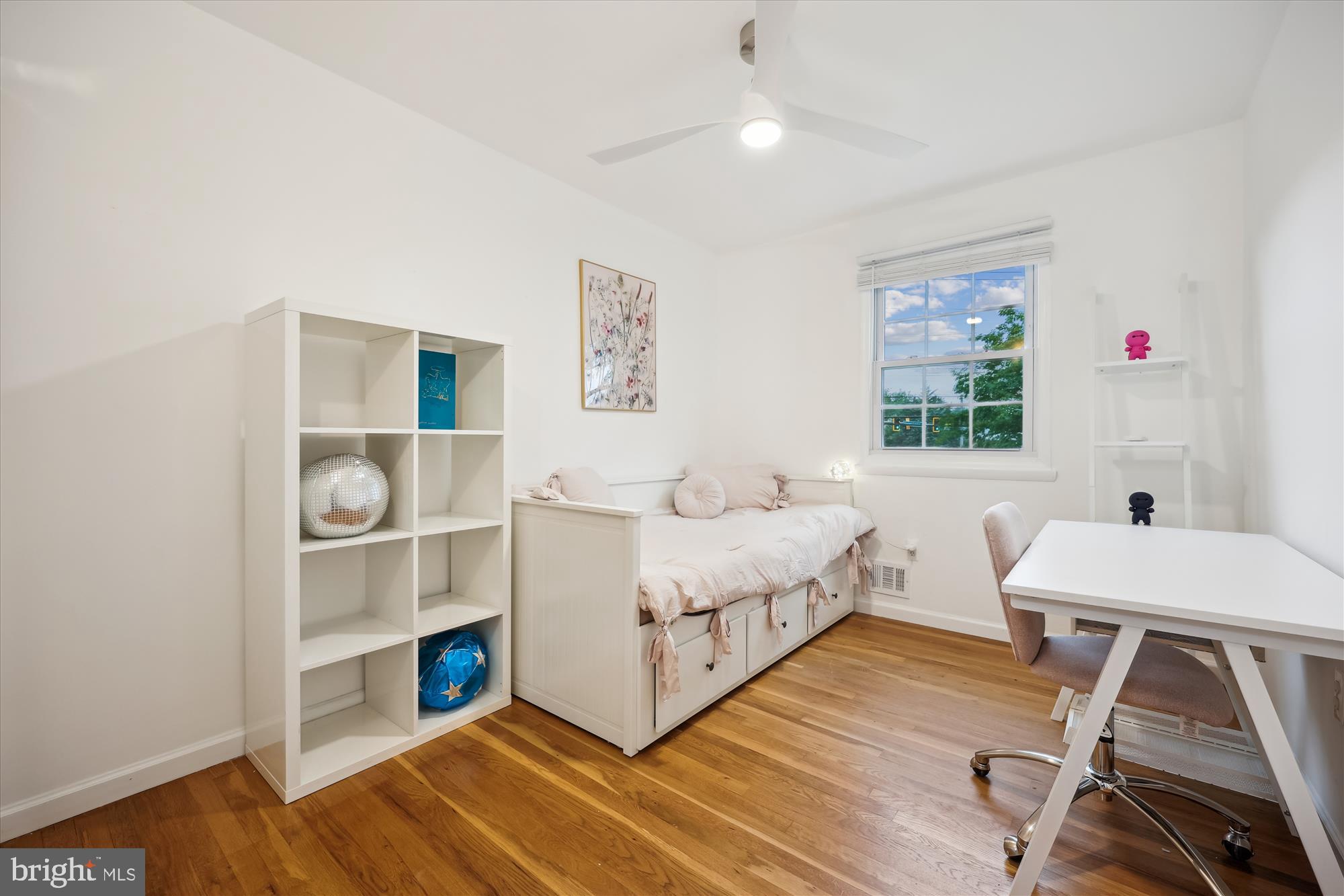 REGENCY ESTATES - Residential