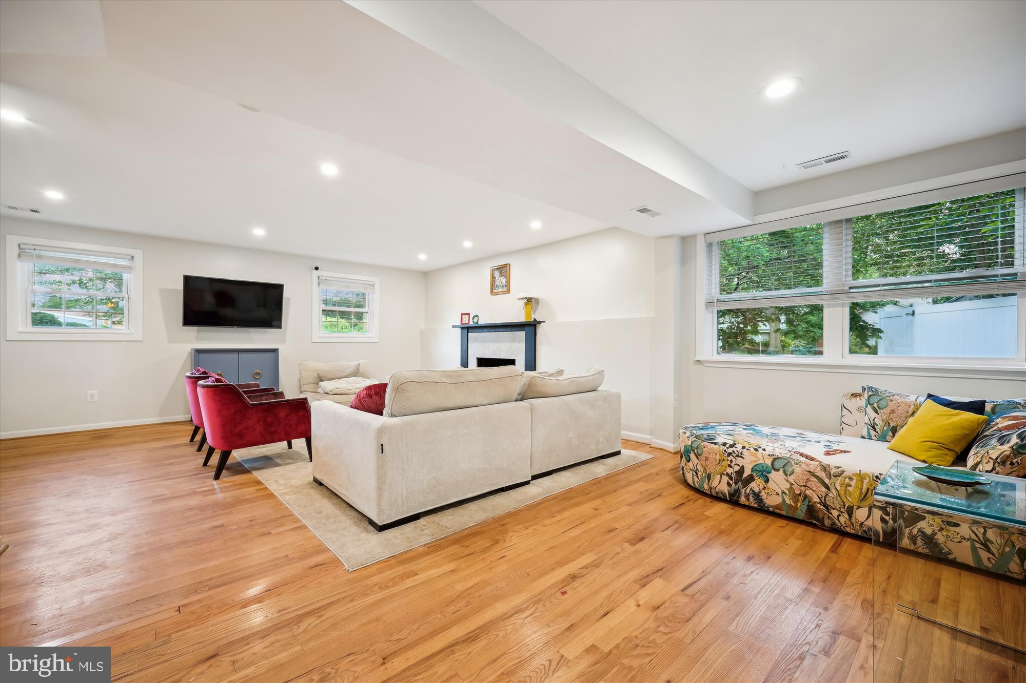 REGENCY ESTATES - Residential