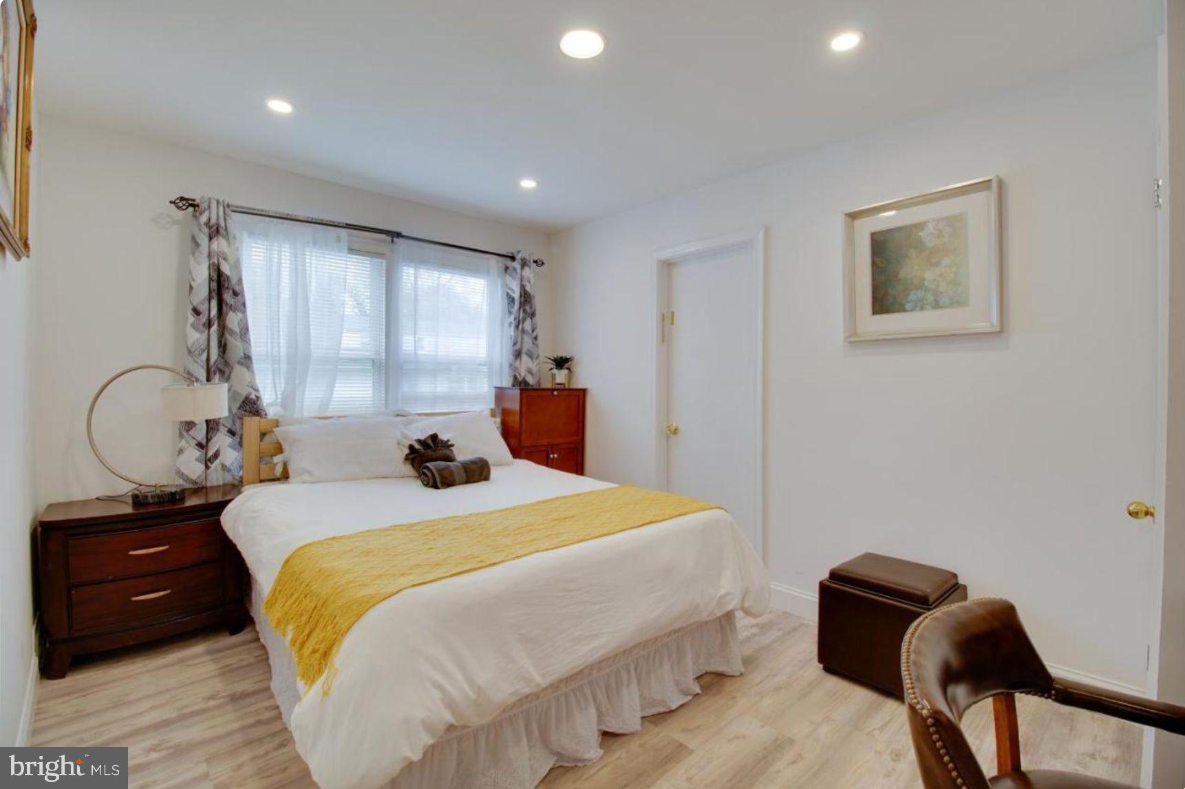 FOREST HEIGHTS - Residential