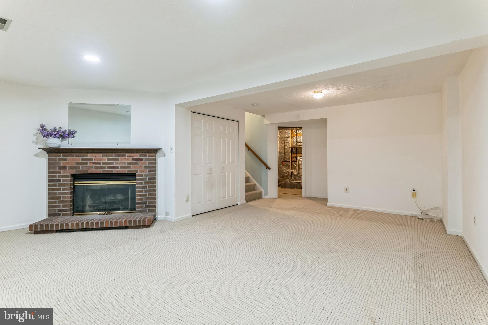 BALLENGER CREEK MEADOWS - Residential