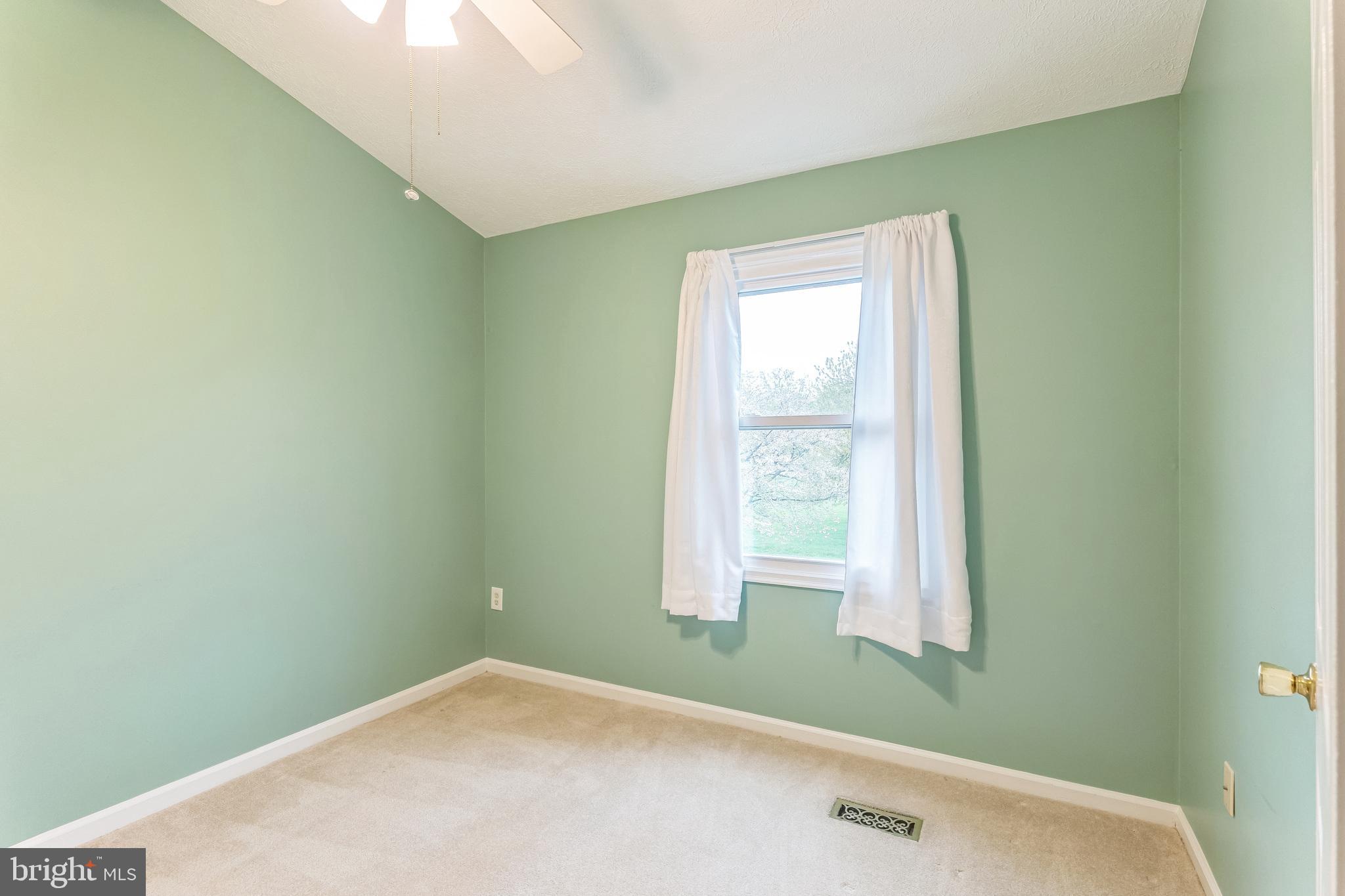 BALLENGER CREEK MEADOWS - Residential