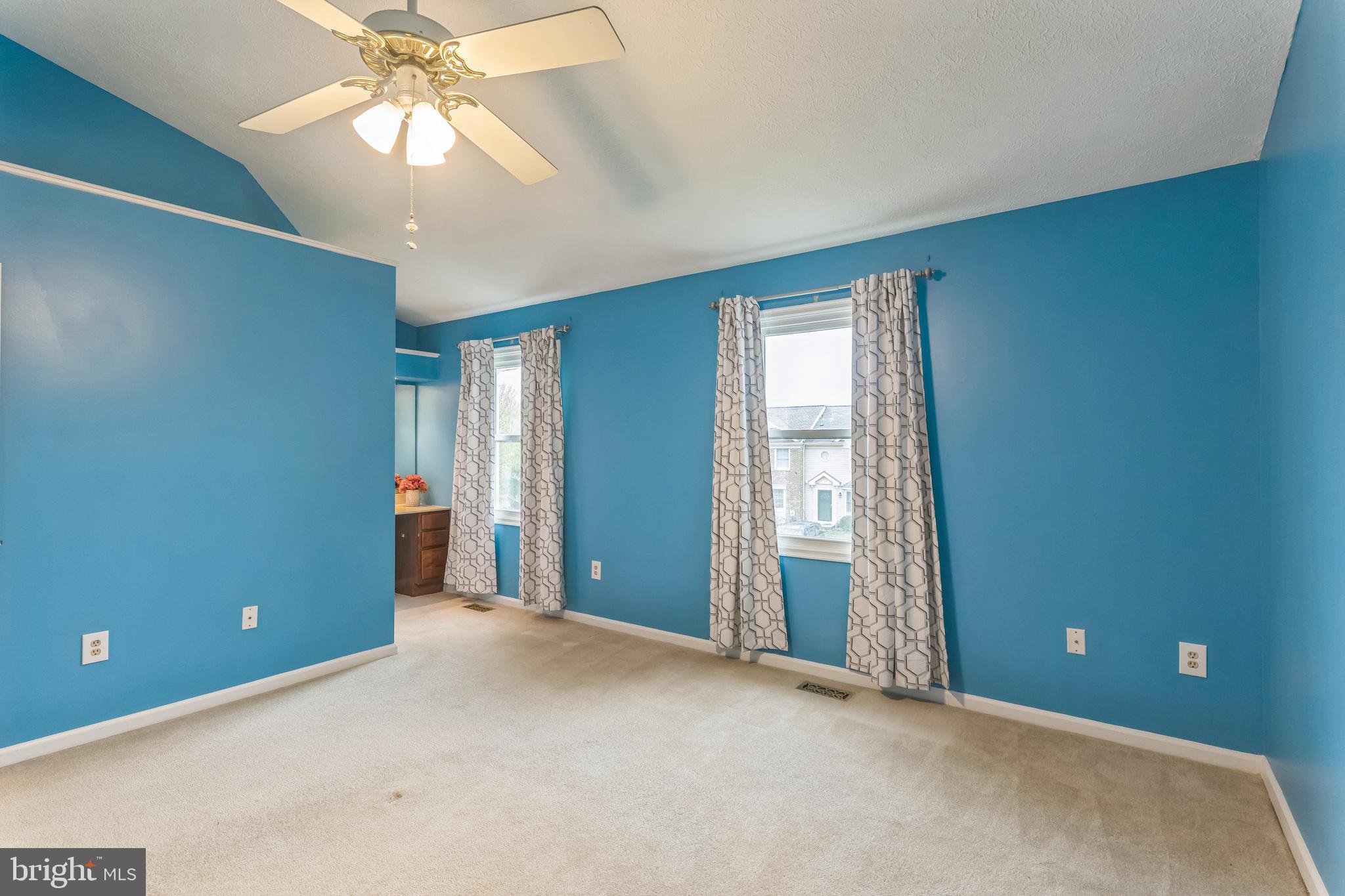 BALLENGER CREEK MEADOWS - Residential