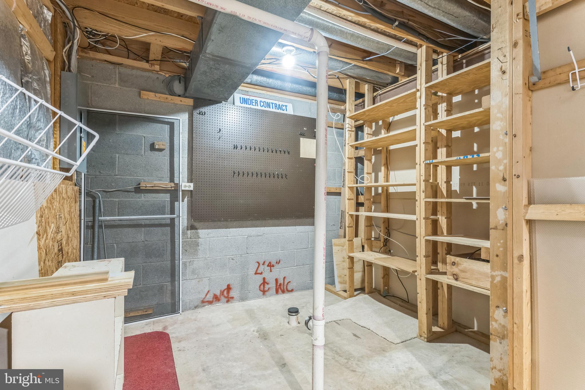 BALLENGER CREEK MEADOWS - Residential