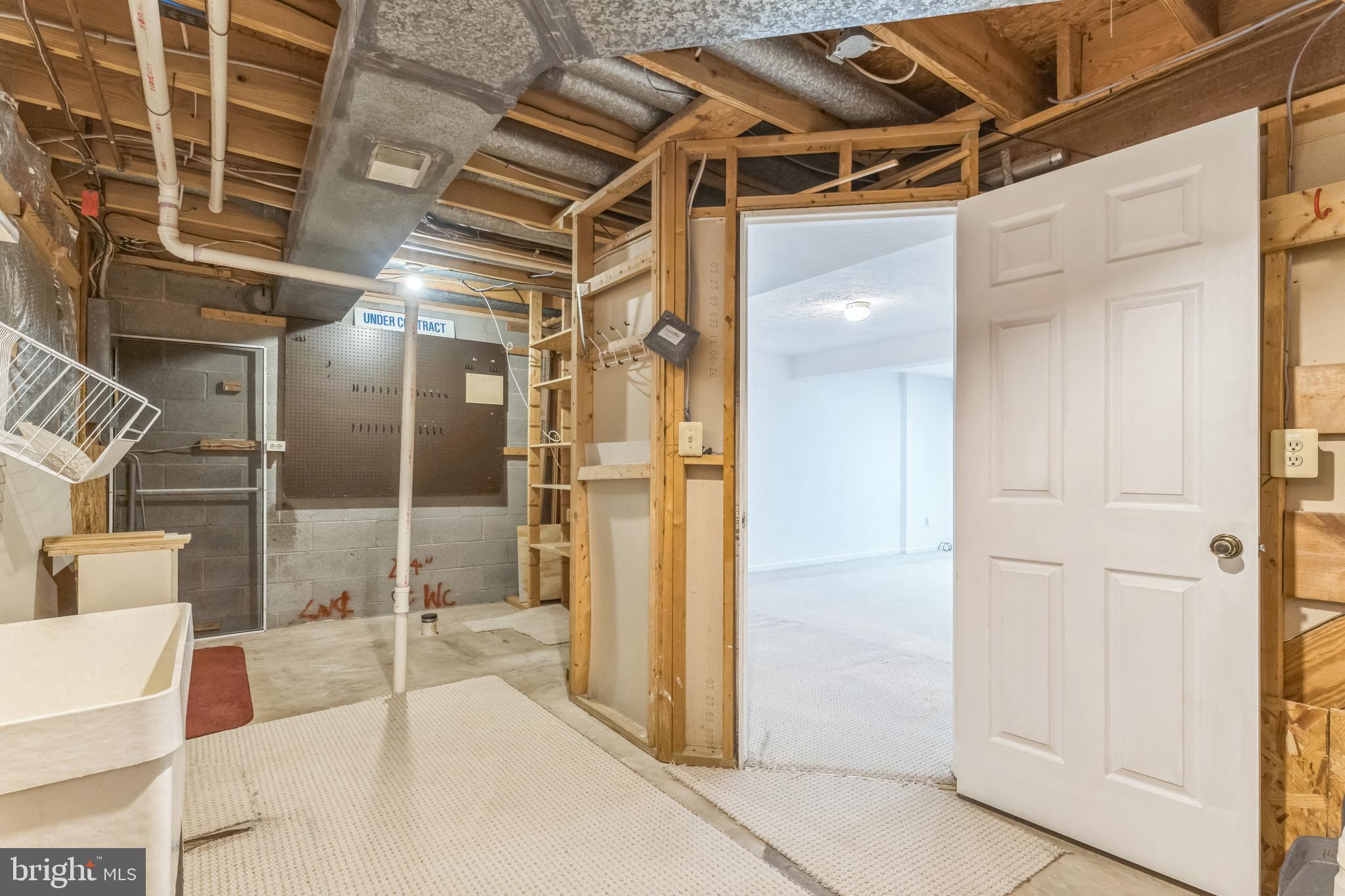 BALLENGER CREEK MEADOWS - Residential