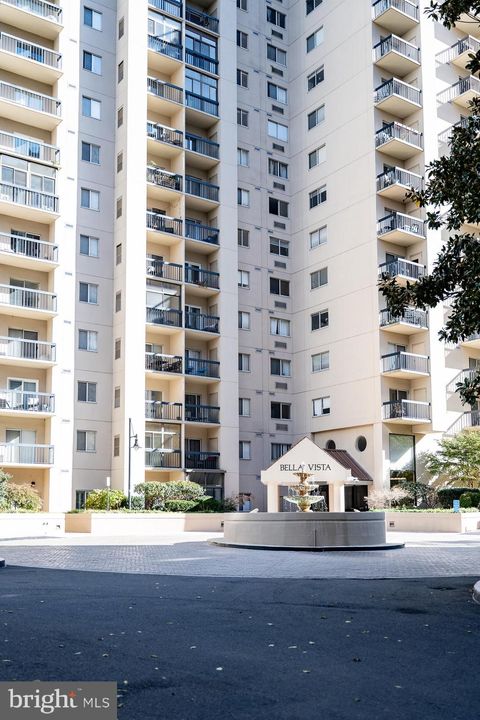 1211 S EADS STREET 102 ARLINGTON VA 22202