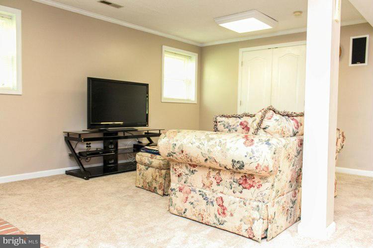 SHADY DALE - Residential