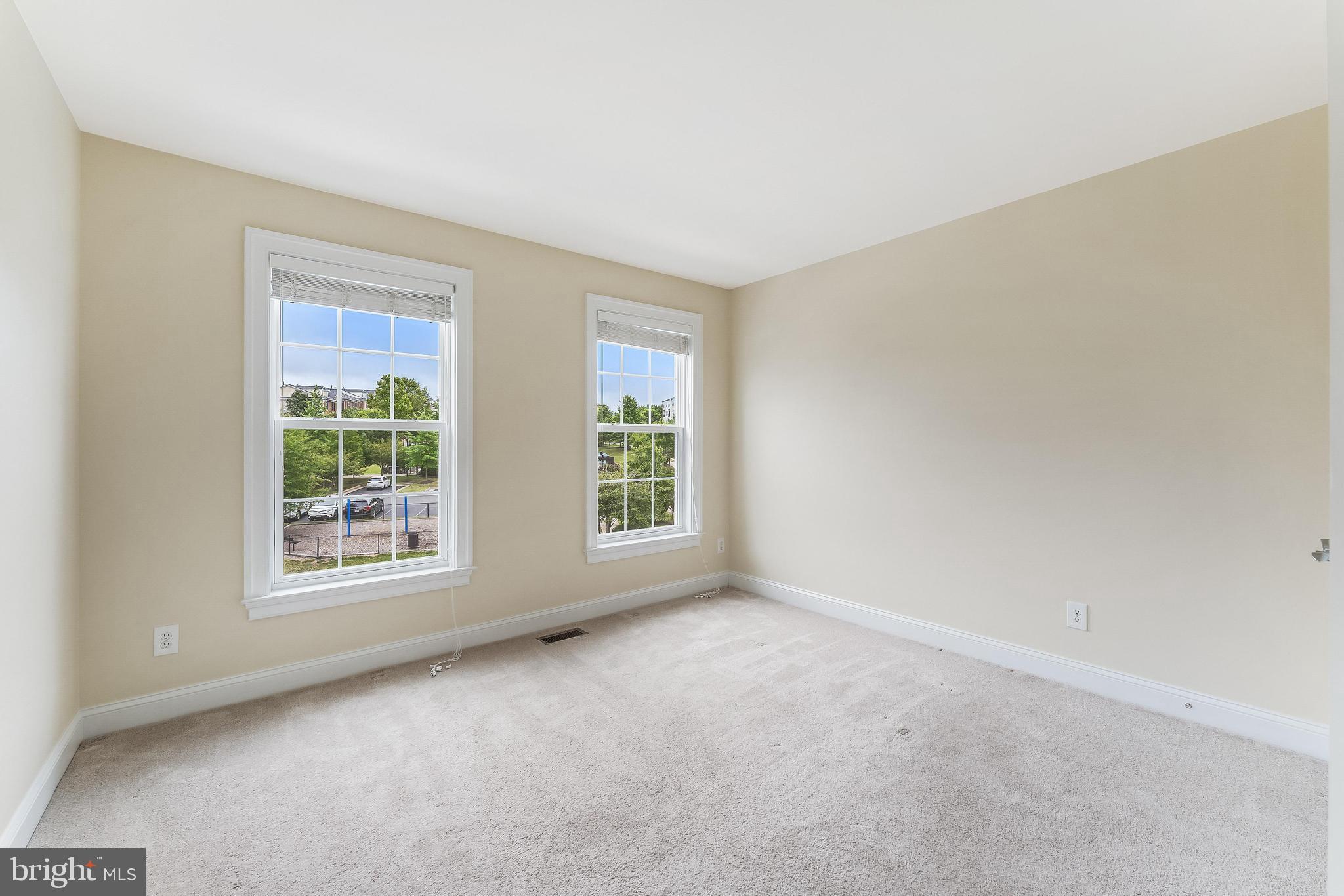 GOOSE CREEK VILLAGE NORTH - Residential Lease