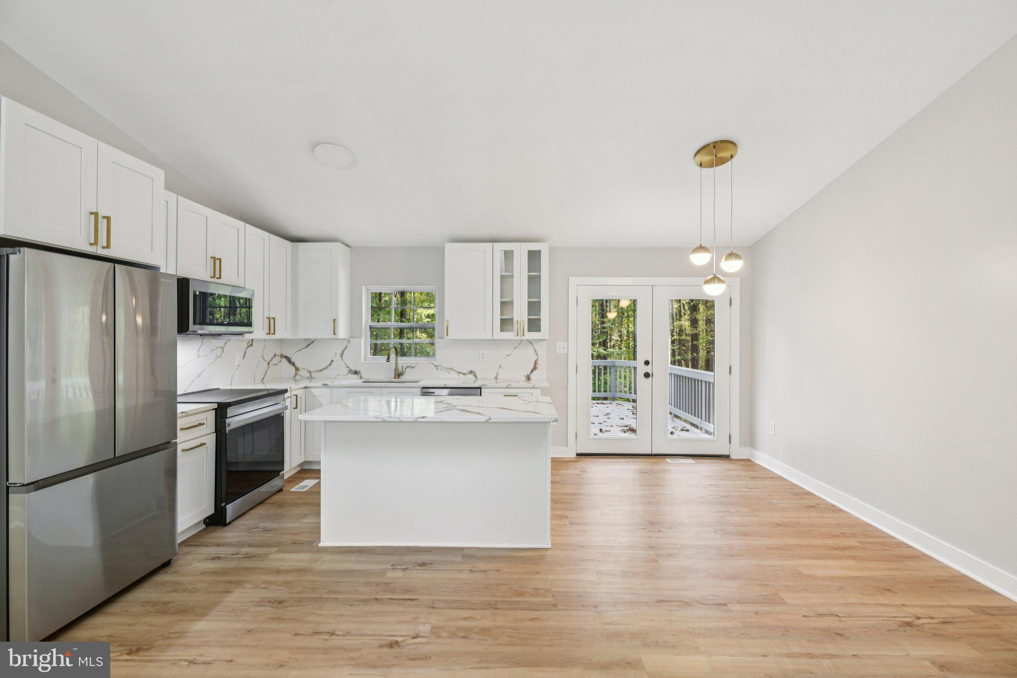 AUTUMN ESTATES - Residential